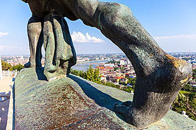 《Valorant》新地图“天漠之峡”预热 返视镜第二章即将推出